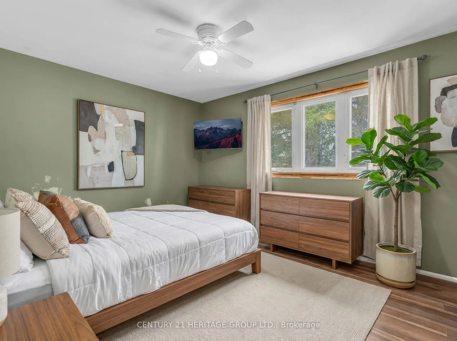 Photo 17 of 50 Main Street, Georgina, Pefferlaw — HOMEH