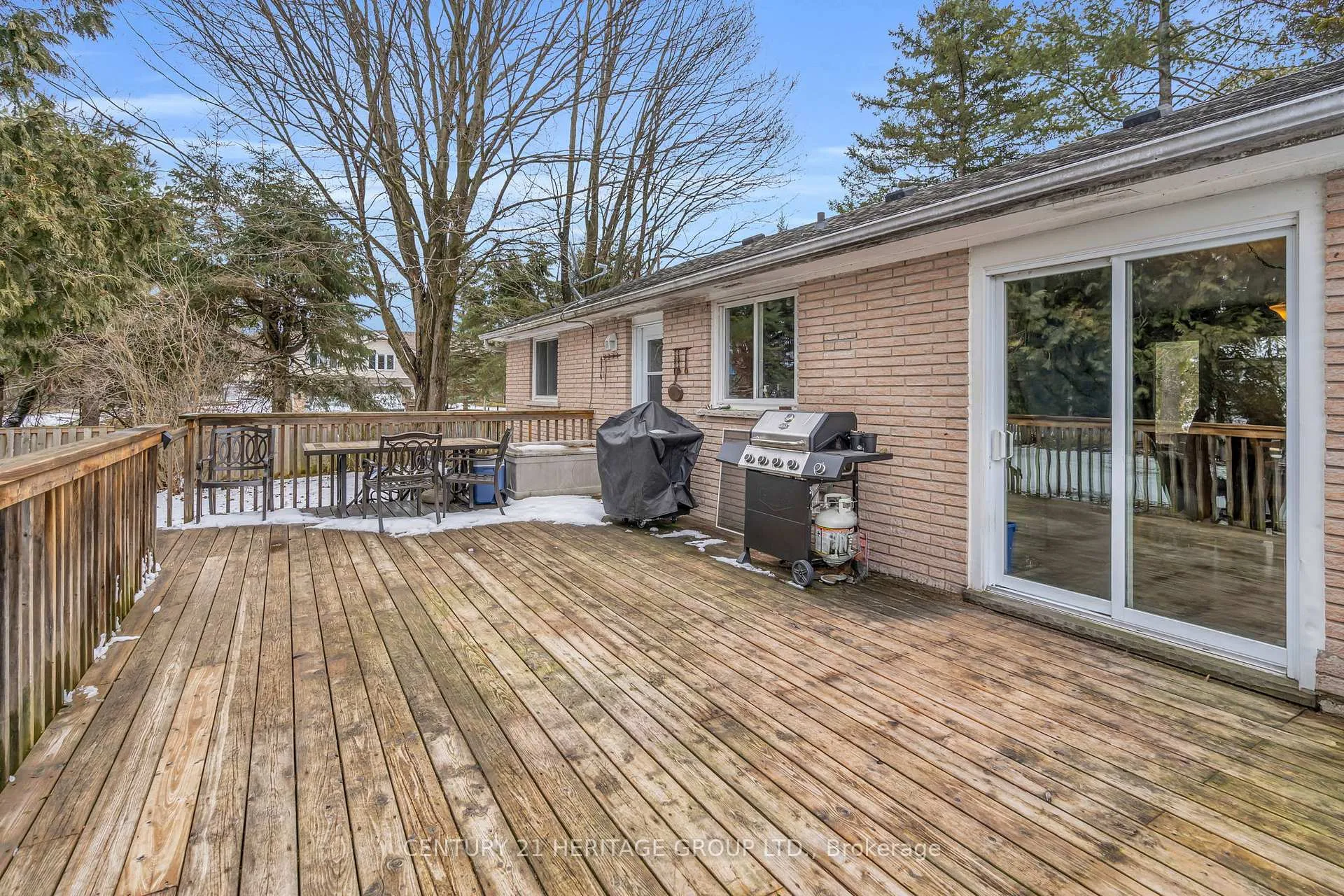 Photo 21 of 50 Main Street, Georgina, Pefferlaw — HOMEH