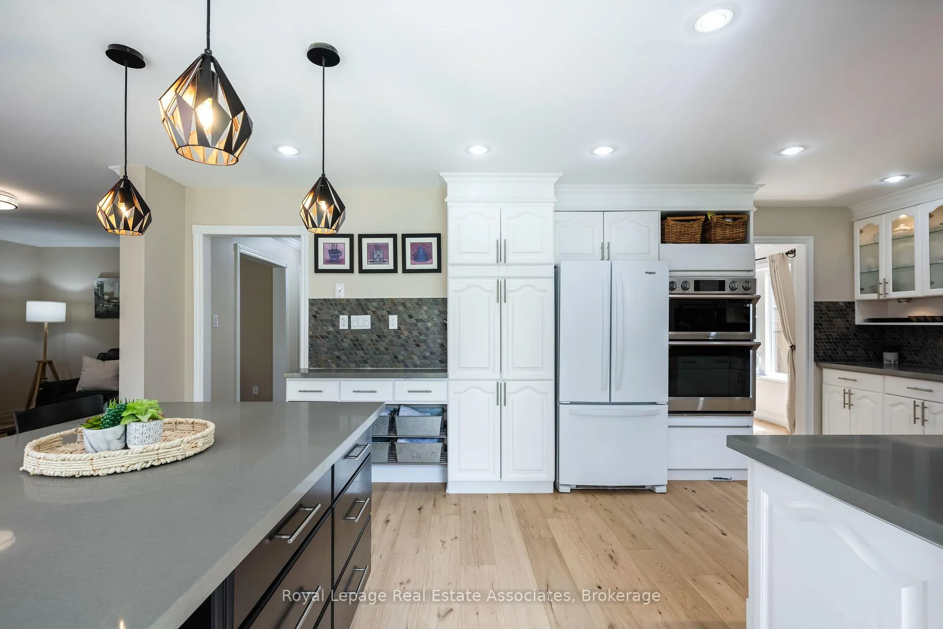 Photo 14 of 7 Nixon Crescent, Halton Hills, Georgetown — HOMEH