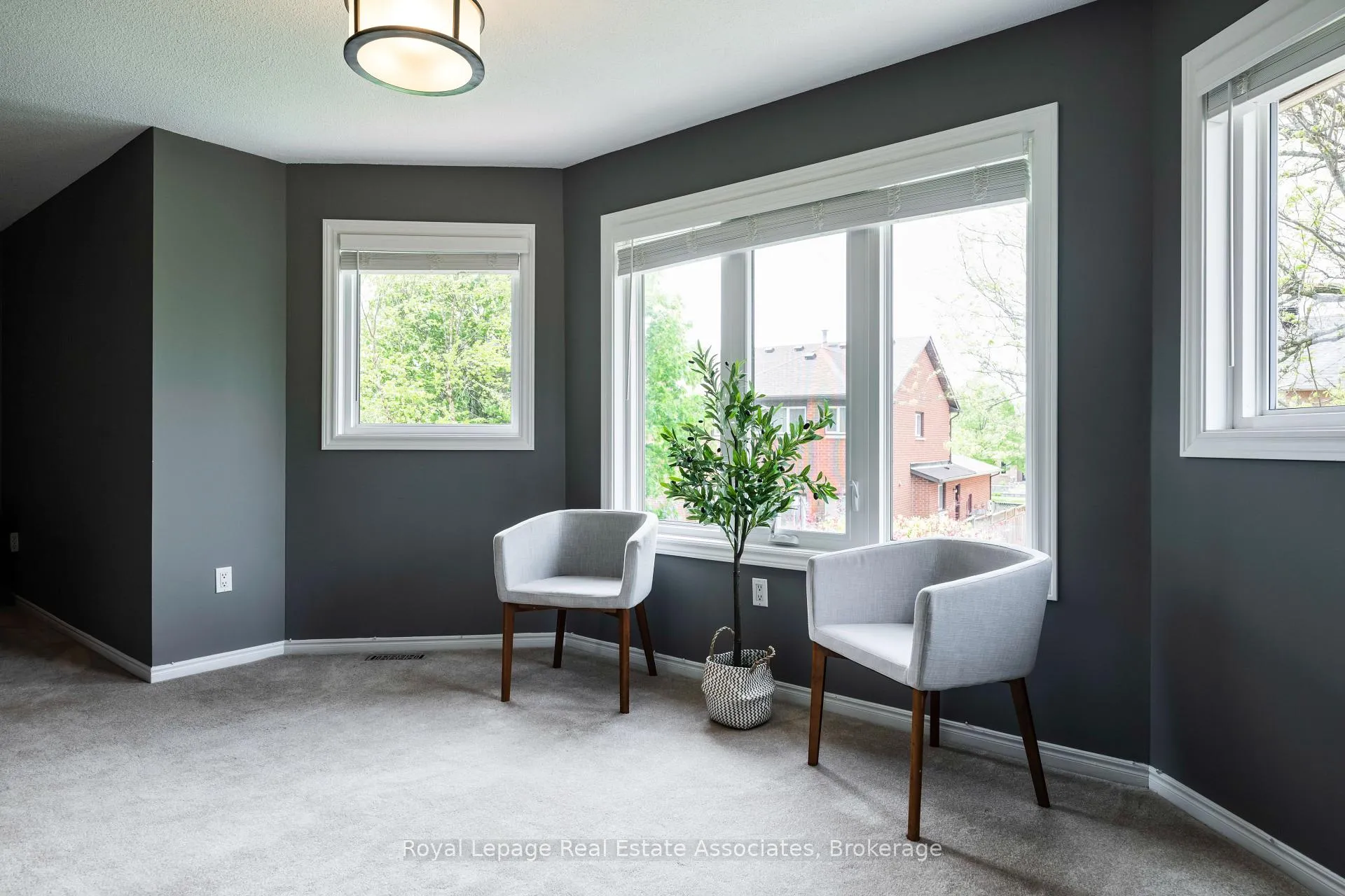 Photo 33 of 7 Nixon Crescent, Halton Hills, Georgetown — HOMEH