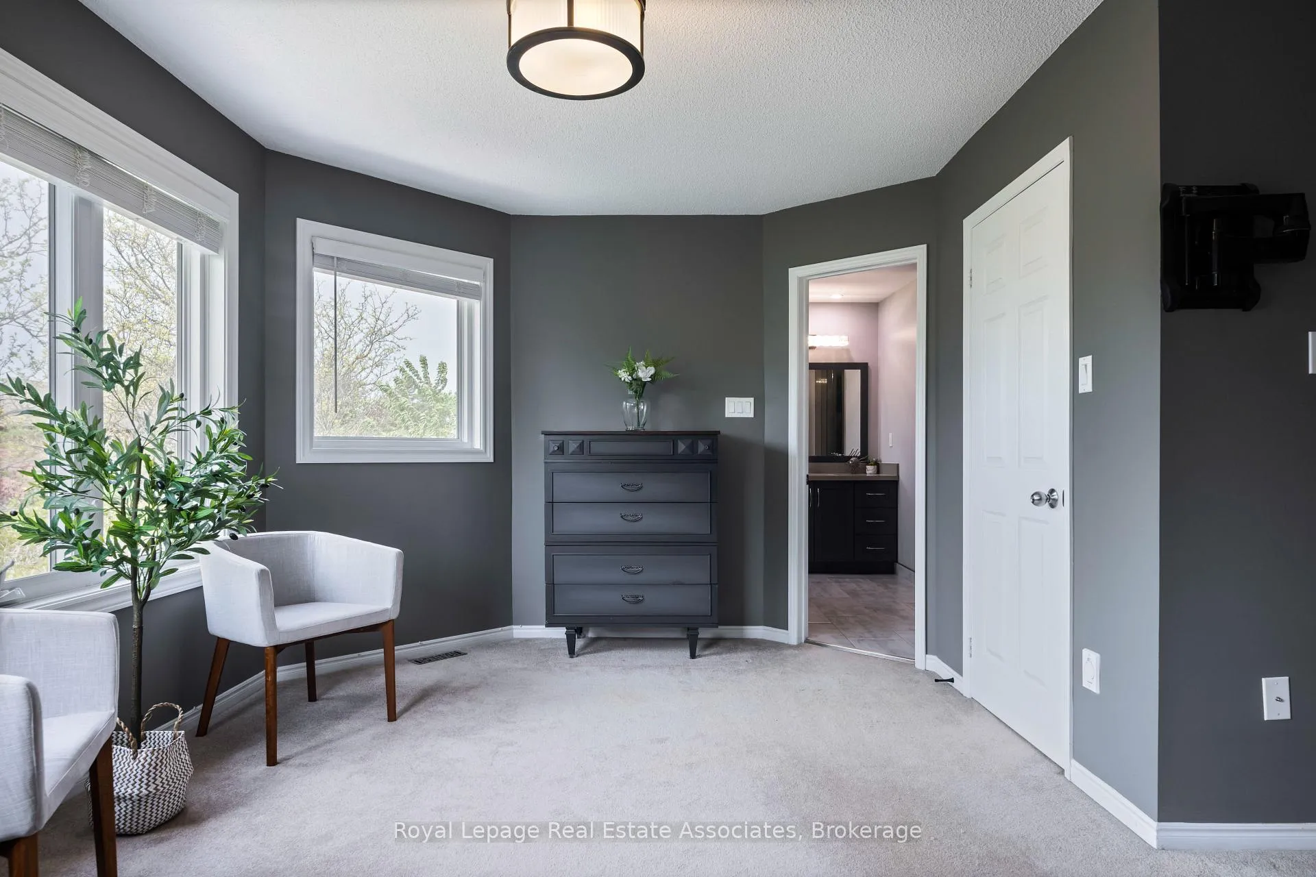 Photo 34 of 7 Nixon Crescent, Halton Hills, Georgetown — HOMEH