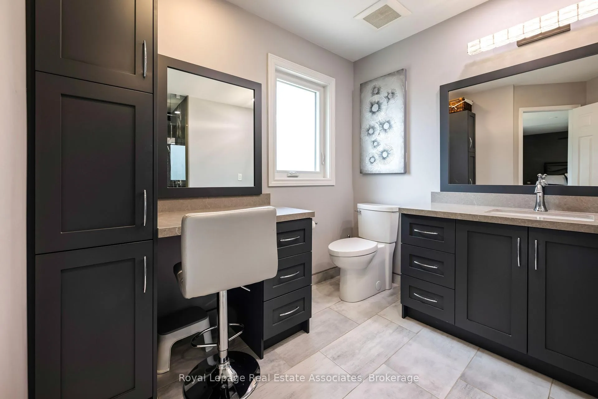 Photo 35 of 7 Nixon Crescent, Halton Hills, Georgetown — HOMEH