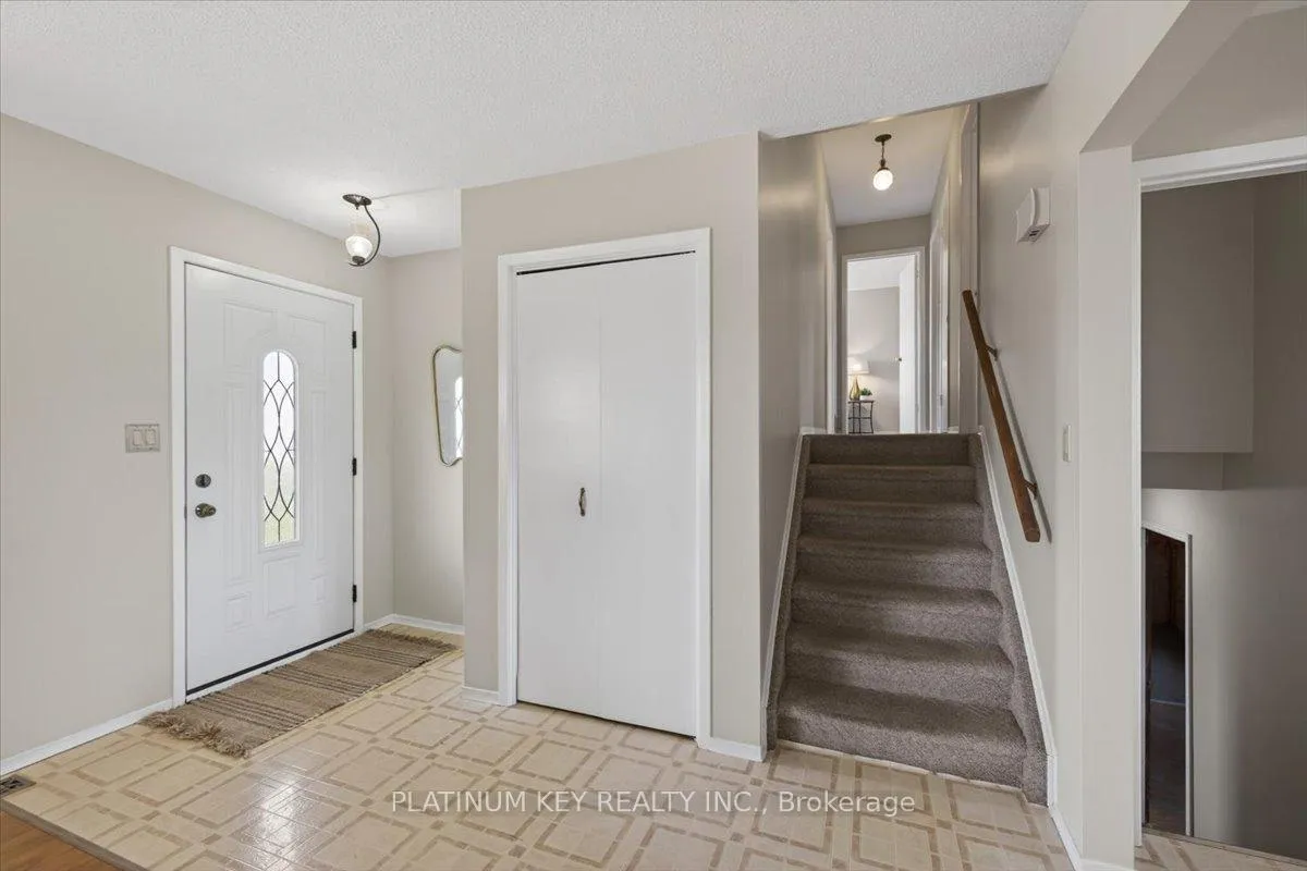 Photo 4 of 6460 Longwoods Road, Strathroy-Caradoc, Melbourne — HOMEH