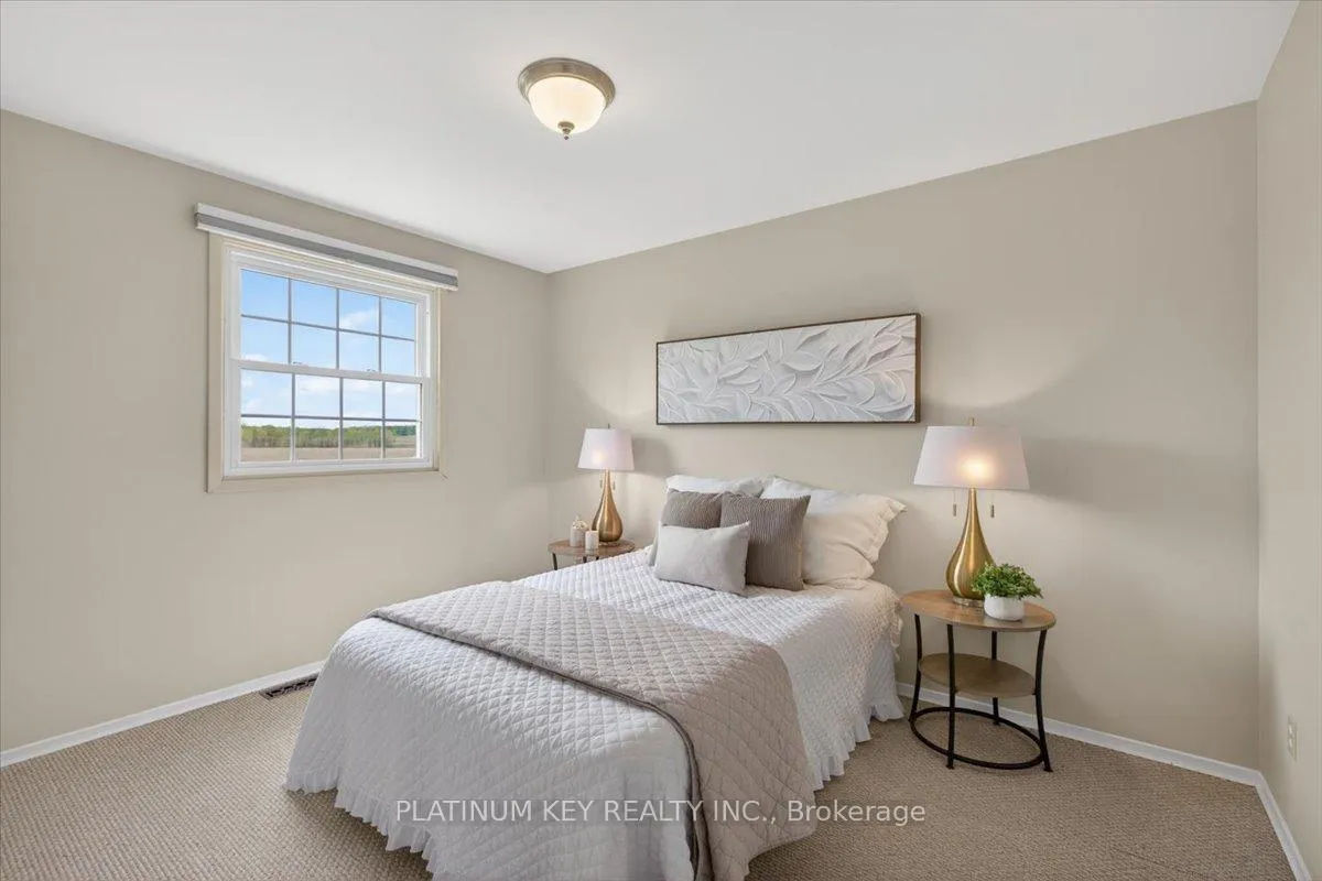 Photo 13 of 6460 Longwoods Road, Strathroy-Caradoc, Melbourne — HOMEH