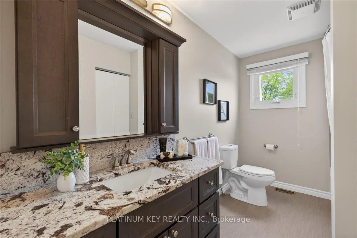 Photo 15 of 6460 Longwoods Road, Strathroy-Caradoc, Melbourne — HOMEH