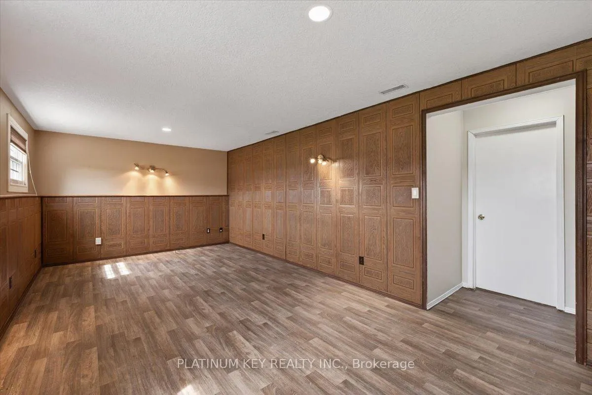 Photo 17 of 6460 Longwoods Road, Strathroy-Caradoc, Melbourne — HOMEH