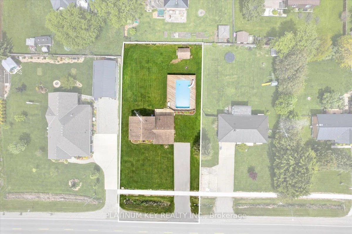 Photo 24 of 6460 Longwoods Road, Strathroy-Caradoc, Melbourne — HOMEH