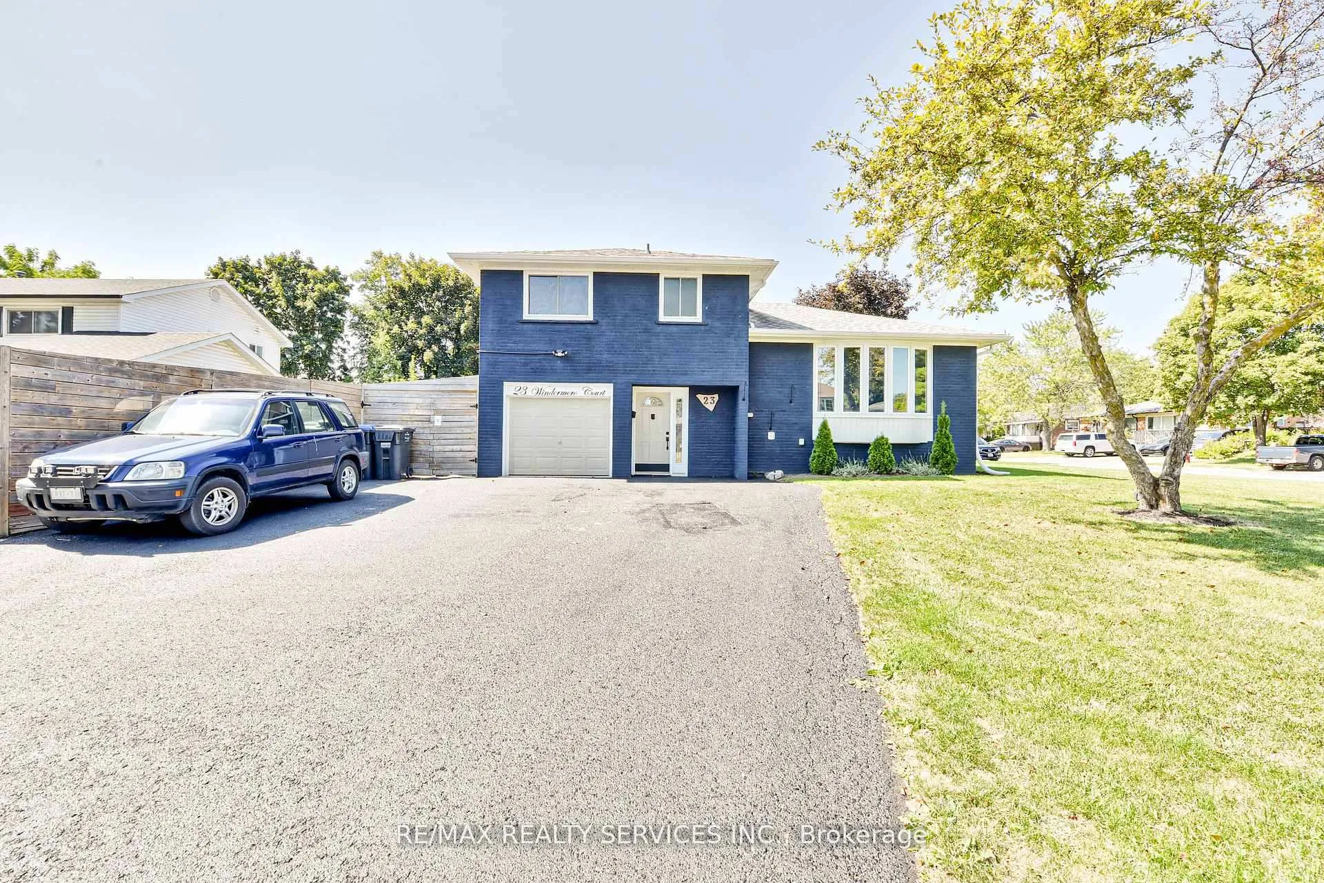 Photo 1 of 23 Windermere Court, Brampton, Northwood Park — HOMEH