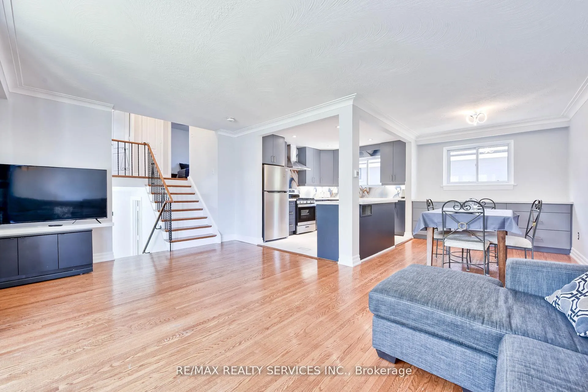 Photo 8 of 23 Windermere Court, Brampton, Northwood Park — HOMEH