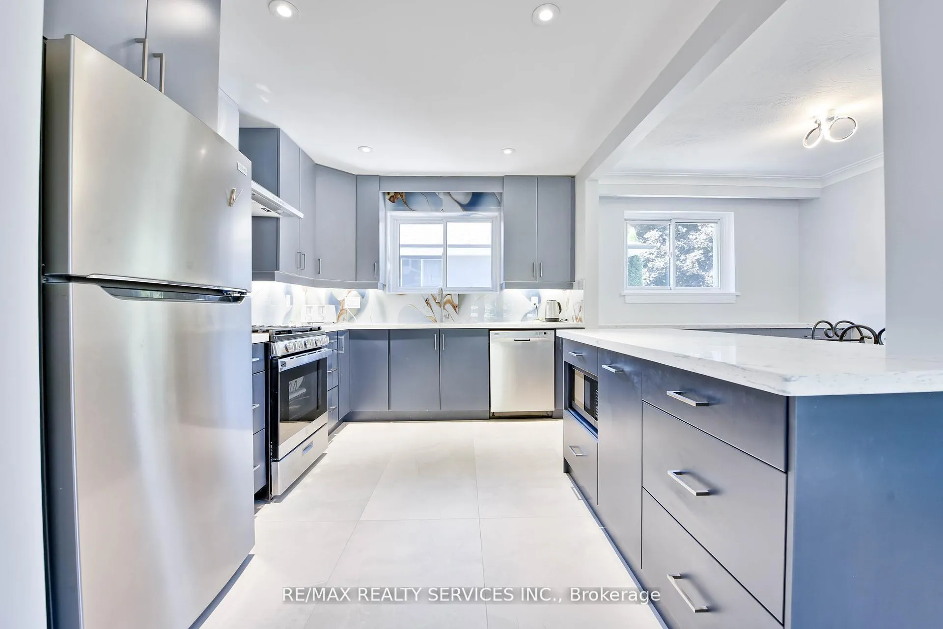 Photo 13 of 23 Windermere Court, Brampton, Northwood Park — HOMEH