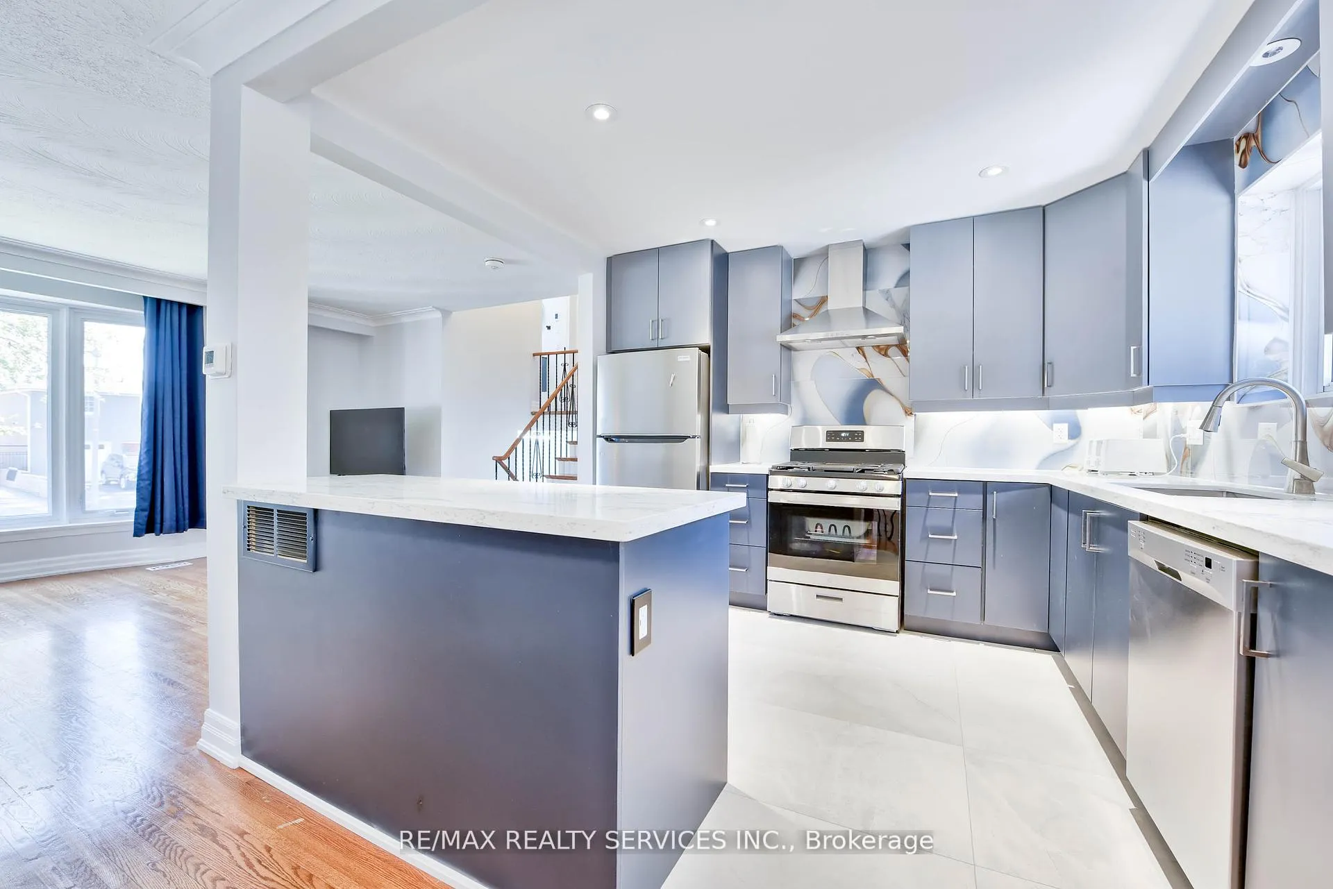 Photo 15 of 23 Windermere Court, Brampton, Northwood Park — HOMEH