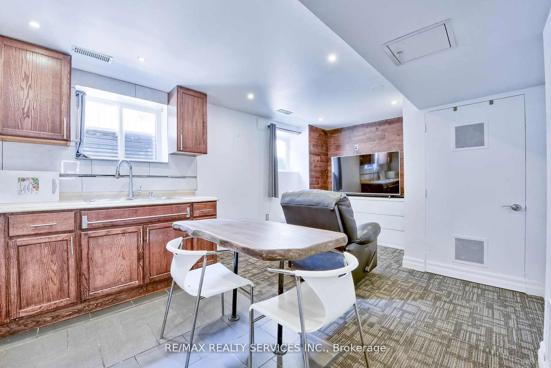 Photo 36 of 23 Windermere Court, Brampton, Northwood Park — HOMEH