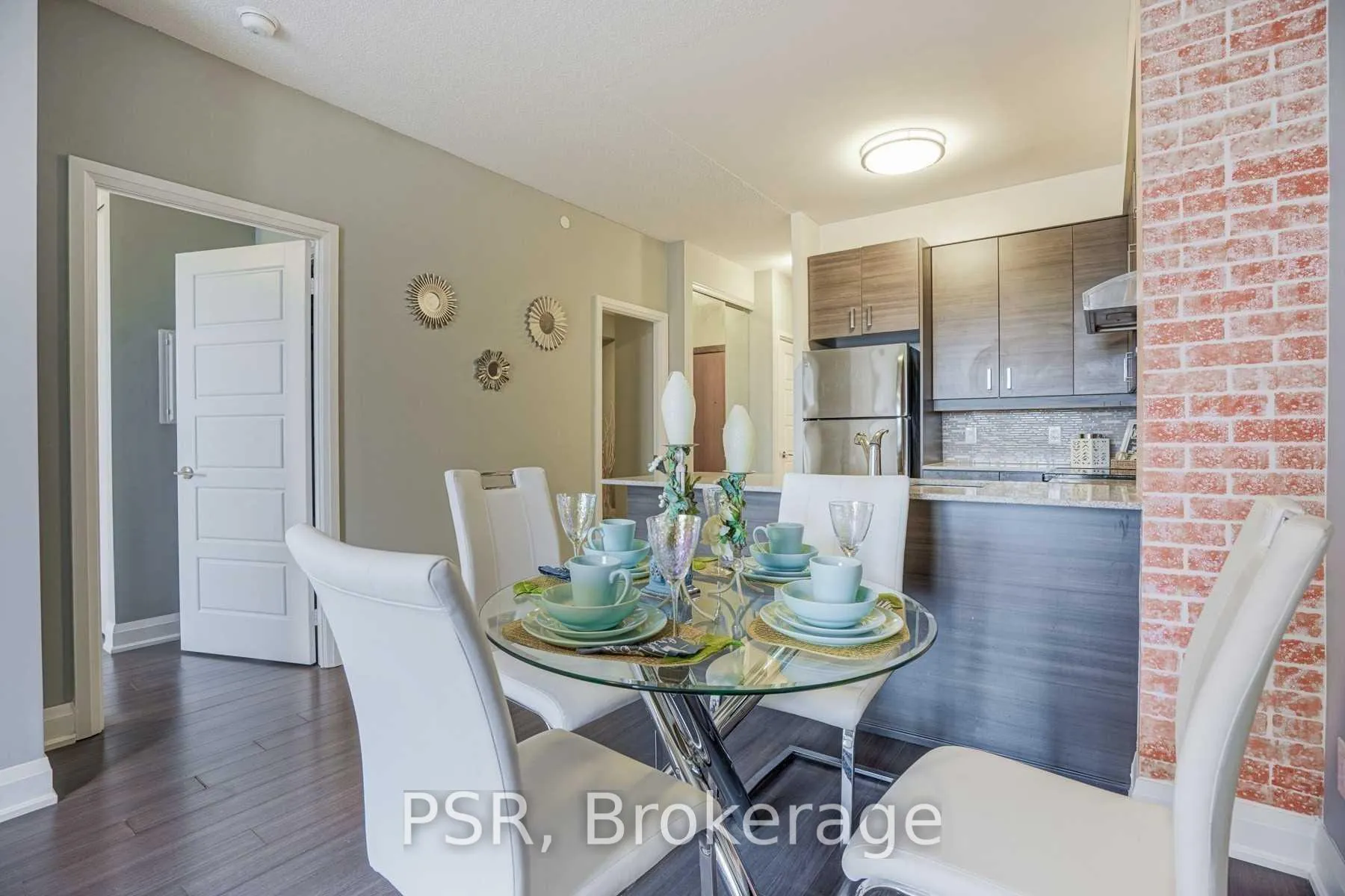 Photo 5 of Unit 605, 8228 Birchmount Street, Markham, Unionville — HOMEH