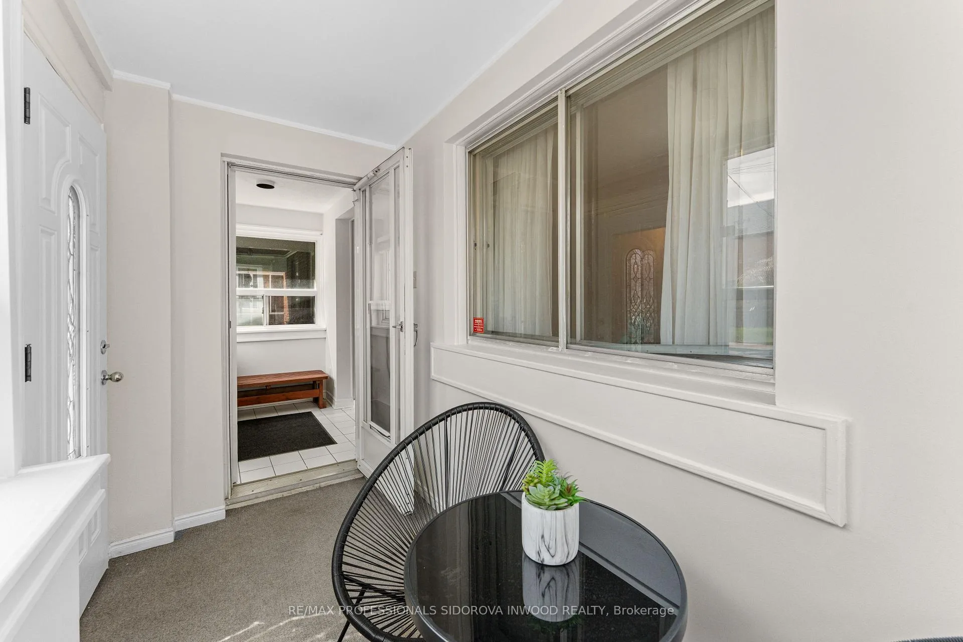 Photo 4 of 580 Willard Avenue, Toronto, Runnymede-Bloor West Village — HOMEH