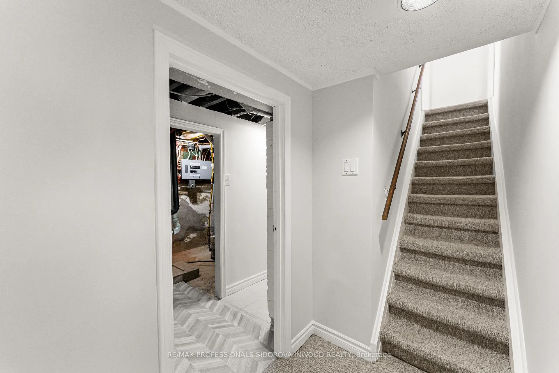 Photo 21 of 580 Willard Avenue, Toronto, Runnymede-Bloor West Village — HOMEH