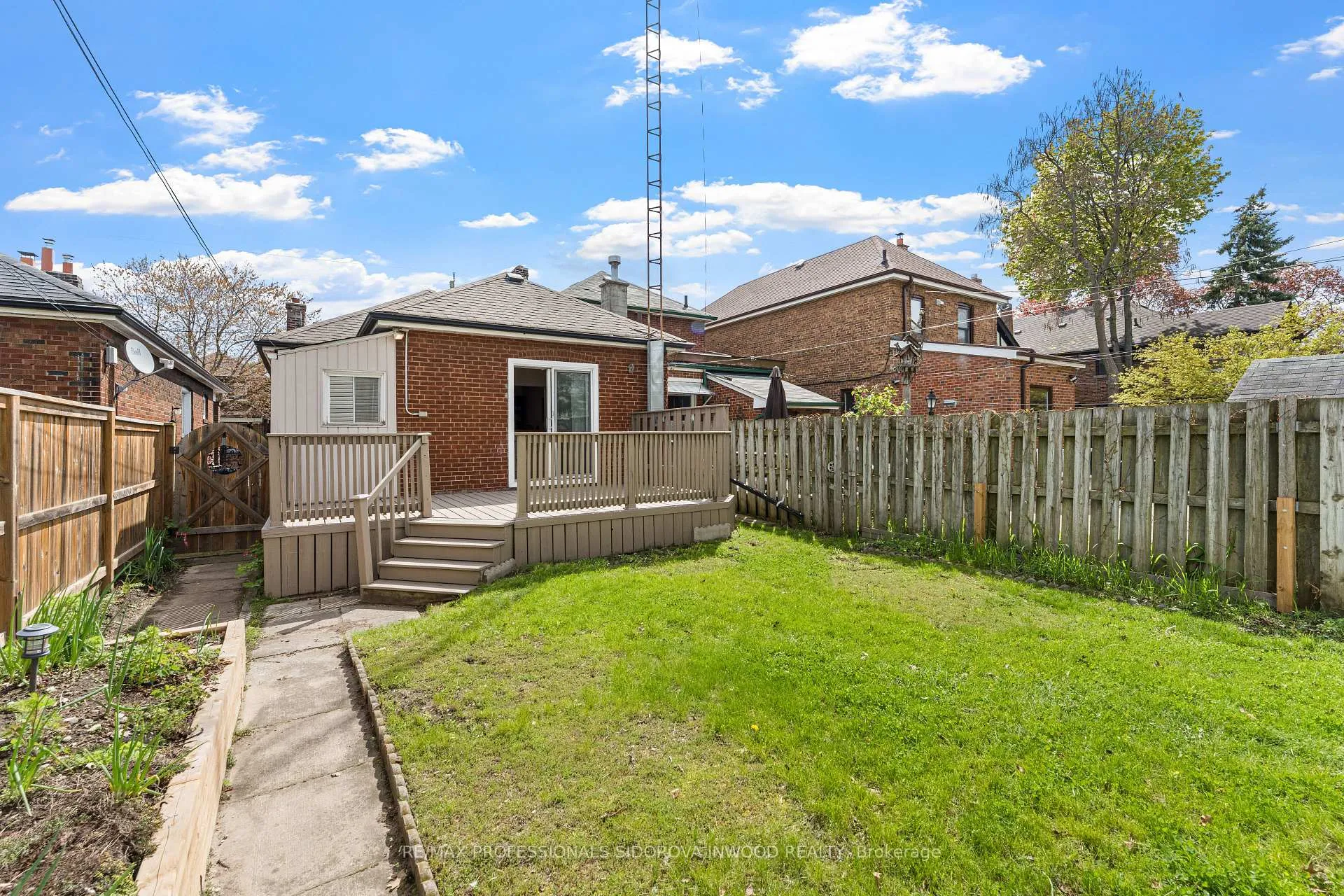 Photo 30 of 580 Willard Avenue, Toronto, Runnymede-Bloor West Village — HOMEH
