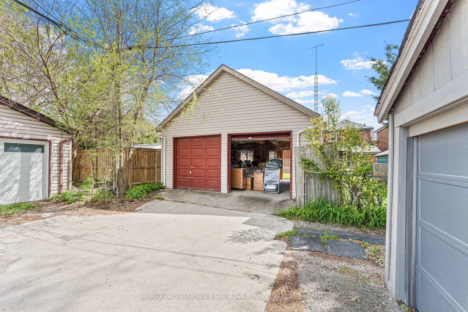 Photo 32 of 580 Willard Avenue, Toronto, Runnymede-Bloor West Village — HOMEH