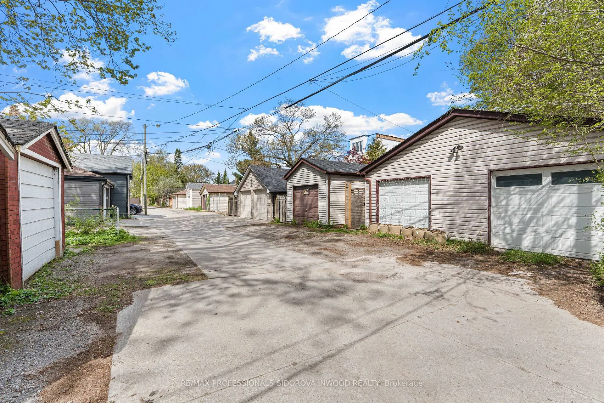 Photo 33 of 580 Willard Avenue, Toronto, Runnymede-Bloor West Village — HOMEH
