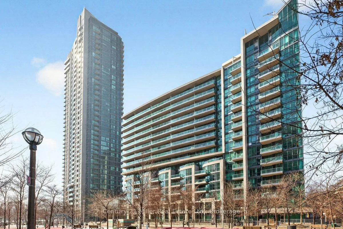 Photo 2 of Unit 562, 209 Fort York Boulevard, Toronto, Niagara — HOMEH