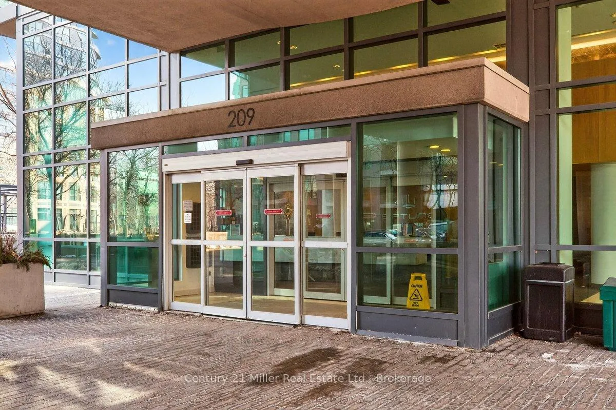 Photo 3 of Unit 562, 209 Fort York Boulevard, Toronto, Niagara — HOMEH