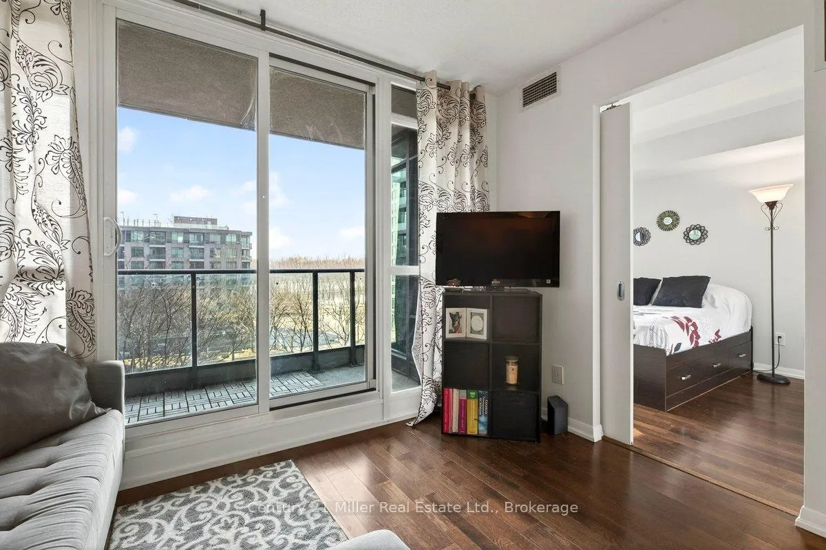 Photo 11 of Unit 562, 209 Fort York Boulevard, Toronto, Niagara — HOMEH