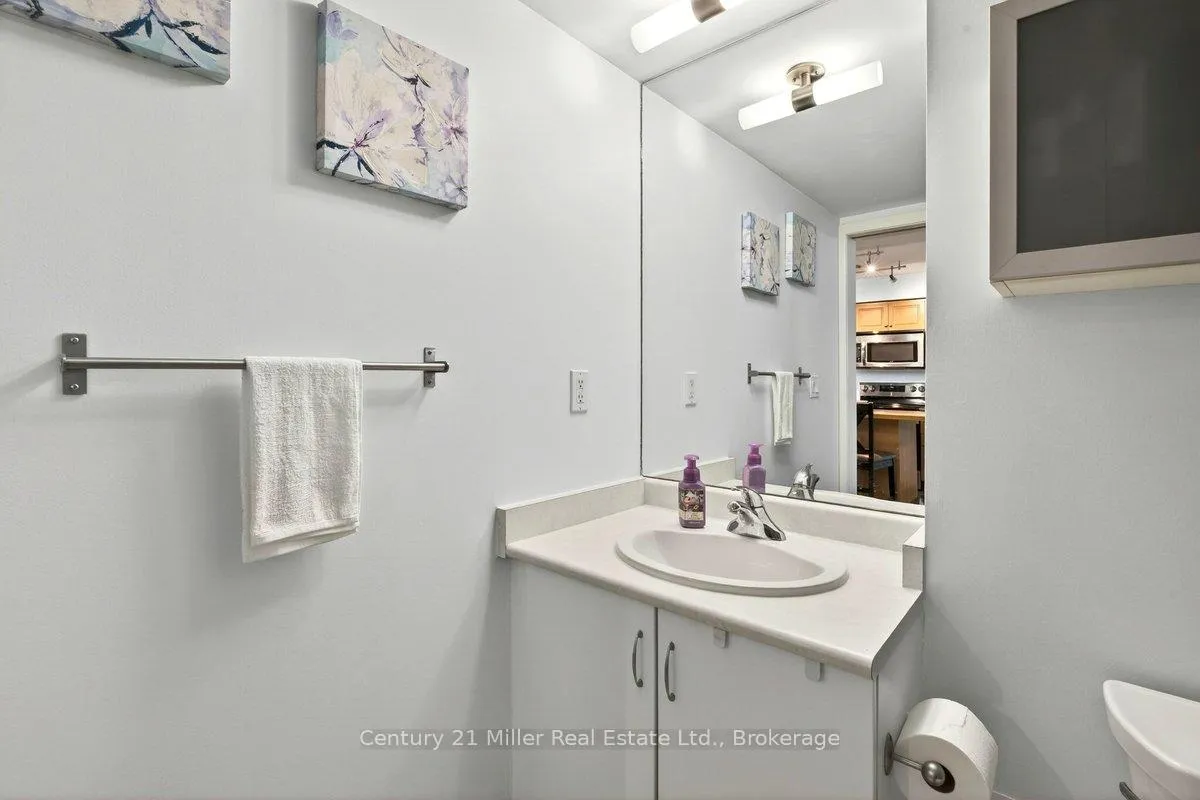 Photo 14 of Unit 562, 209 Fort York Boulevard, Toronto, Niagara — HOMEH