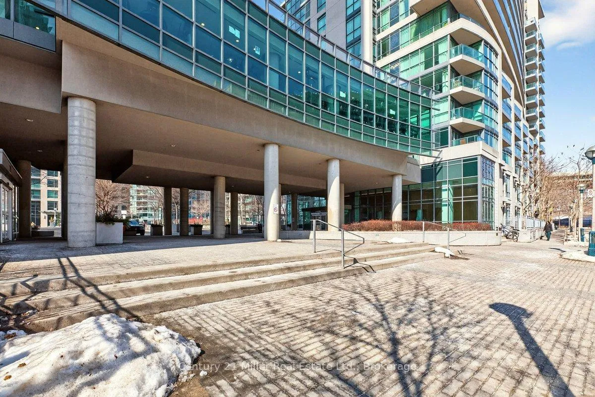 Photo 23 of Unit 562, 209 Fort York Boulevard, Toronto, Niagara — HOMEH