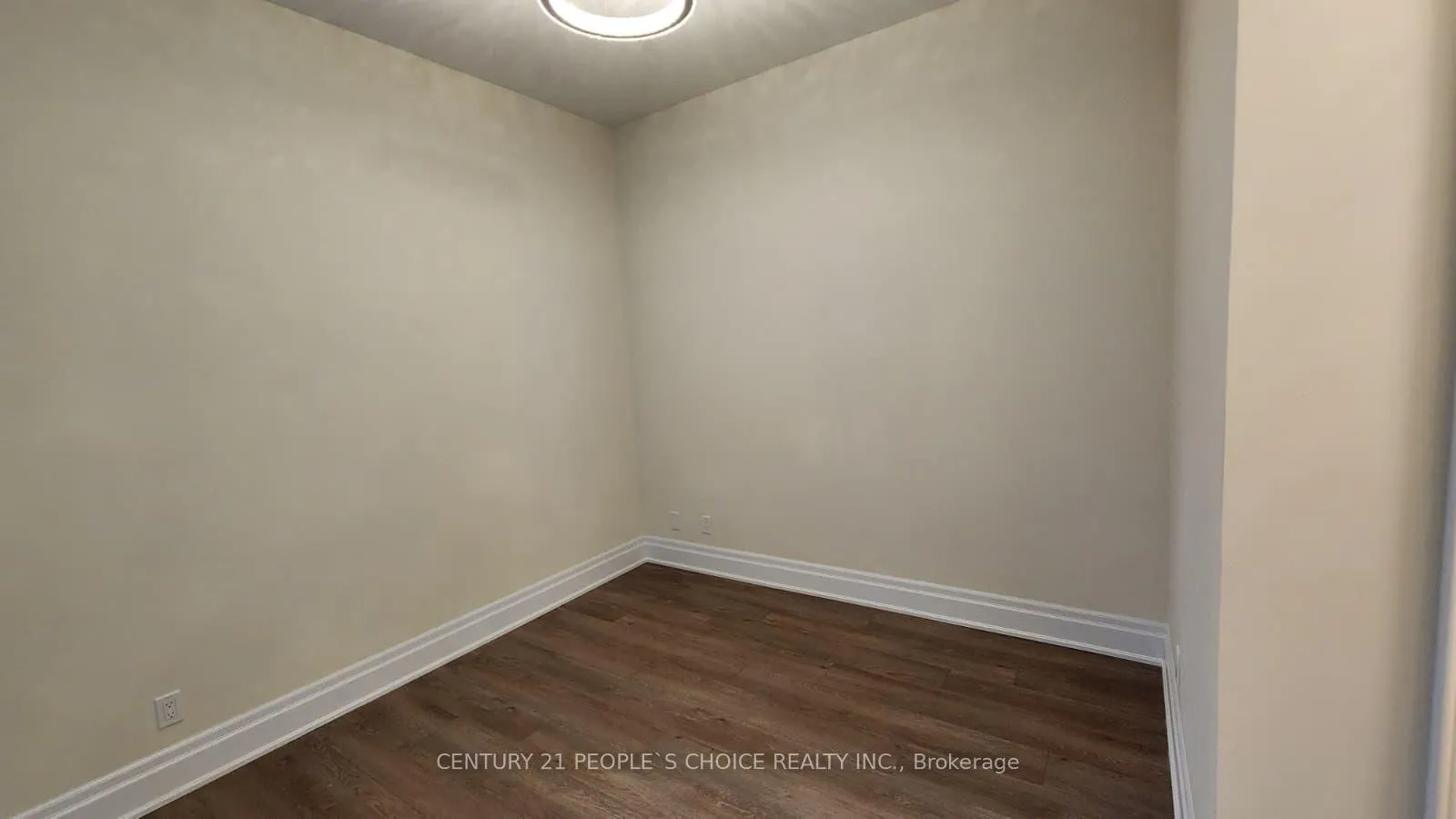 Photo 7 of Unit PH03, 9075 Jane Street, Vaughan, Concord — HOMEH