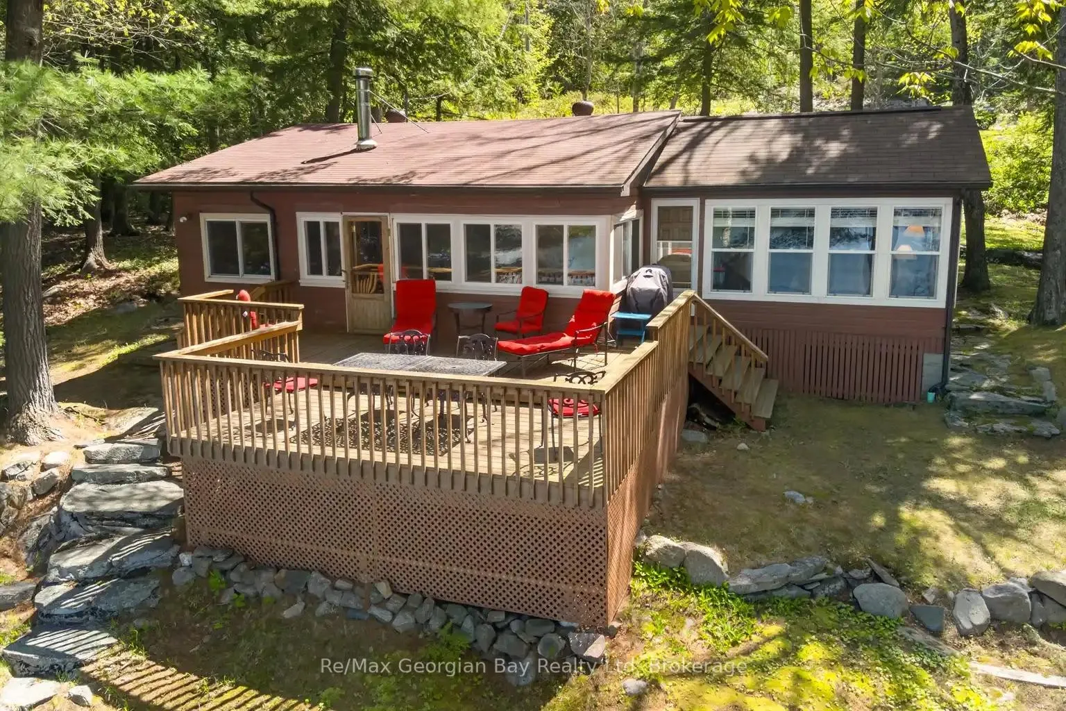 Photo 1 of 87 Moccasin Trail, Georgian Bay, Baxter — HOMEH