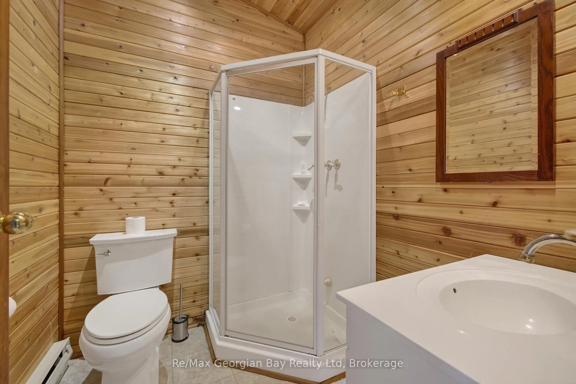 Photo 11 of 87 Moccasin Trail, Georgian Bay, Baxter — HOMEH