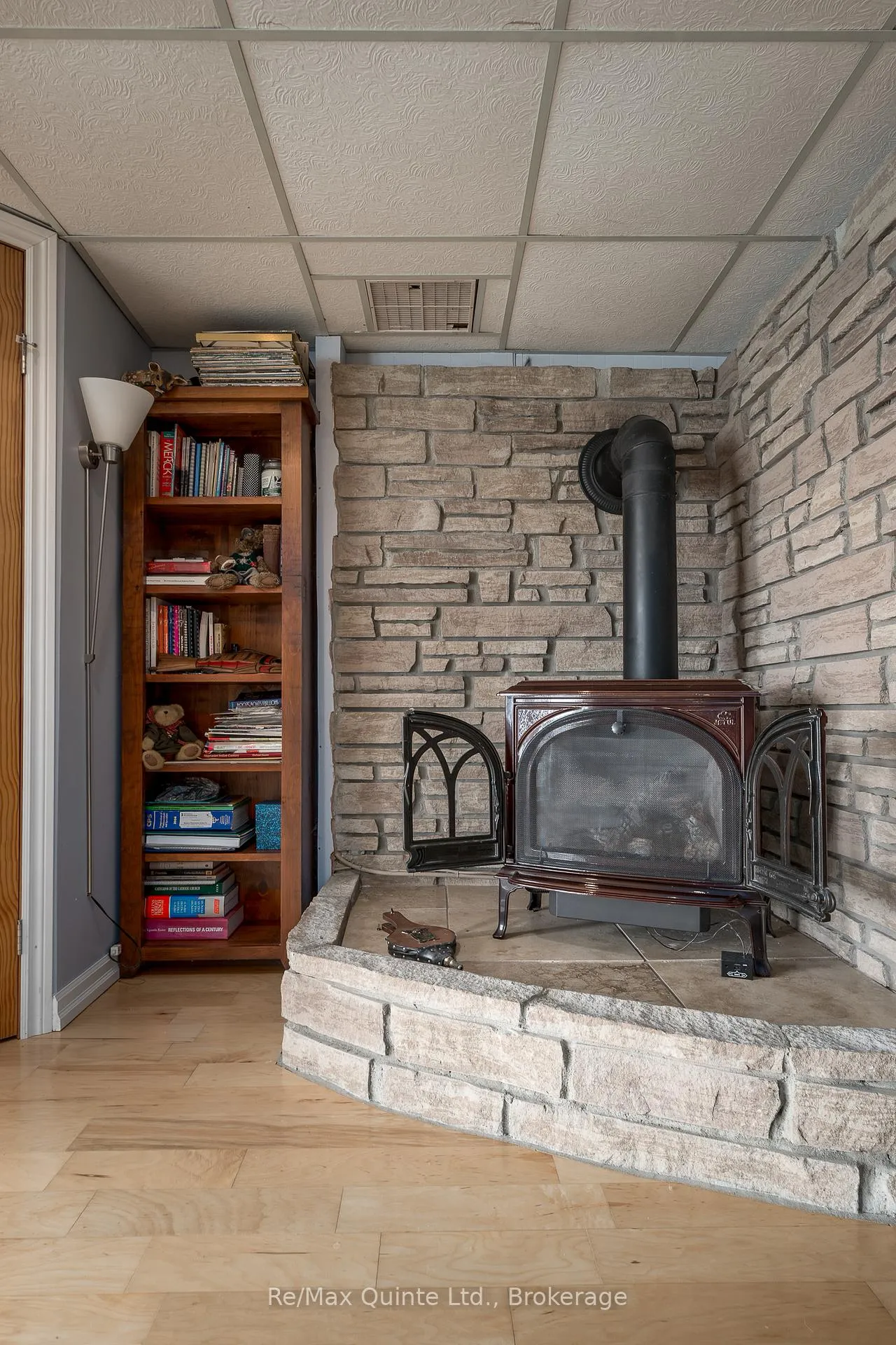 Photo 27 of 54 Cedar Lane, Prince Edward County, Hallowell Ward — HOMEH