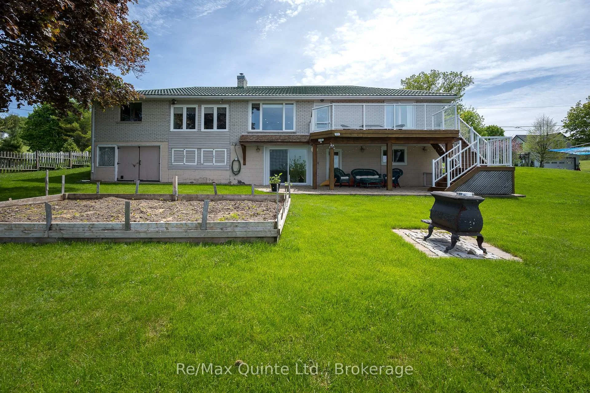 Photo 32 of 54 Cedar Lane, Prince Edward County, Hallowell Ward — HOMEH