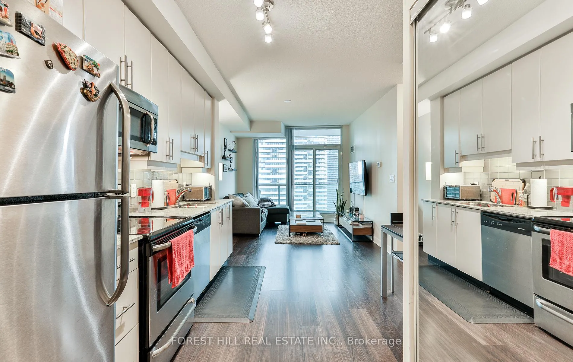 Photo 3 of Unit 2102, 33 Bay Street, Toronto, Waterfront Communities — HOMEH