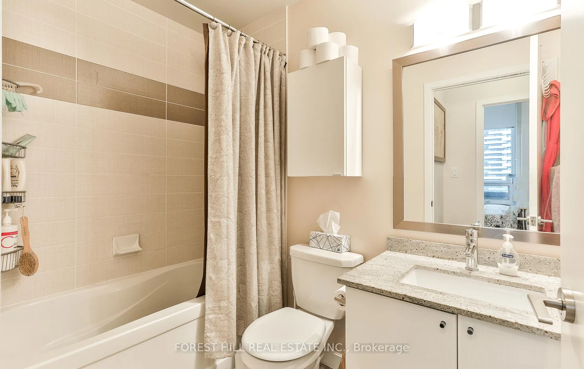 Photo 13 of Unit 2102, 33 Bay Street, Toronto, Waterfront Communities — HOMEH