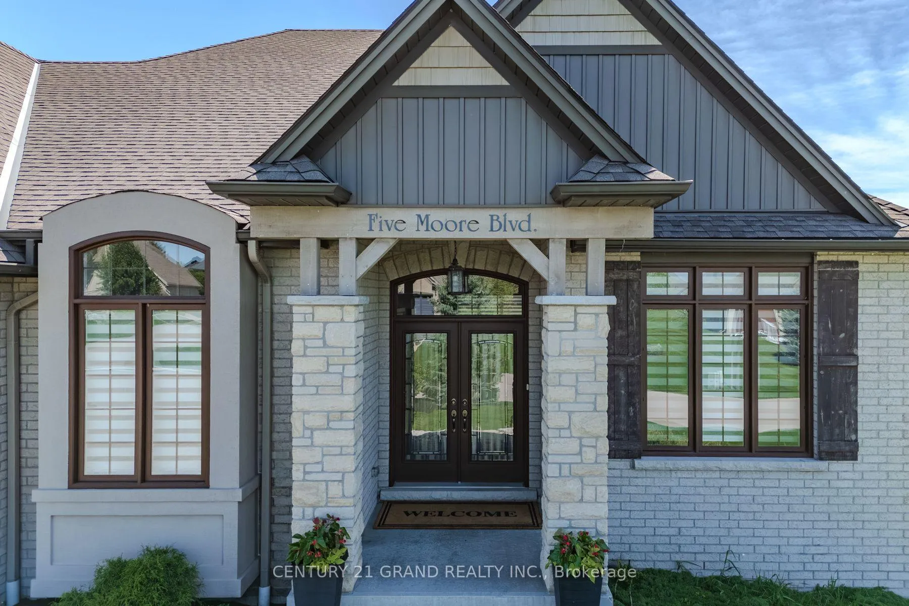 Photo 1 of 5 Moore Boulevard, Brantford, Empire South — HOMEH