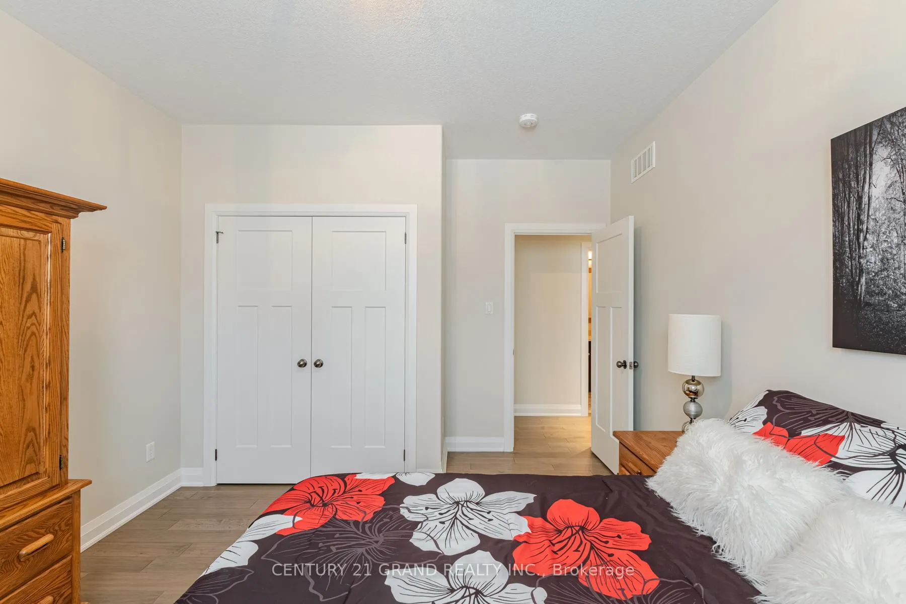 Photo 24 of 5 Moore Boulevard, Brantford, Empire South — HOMEH