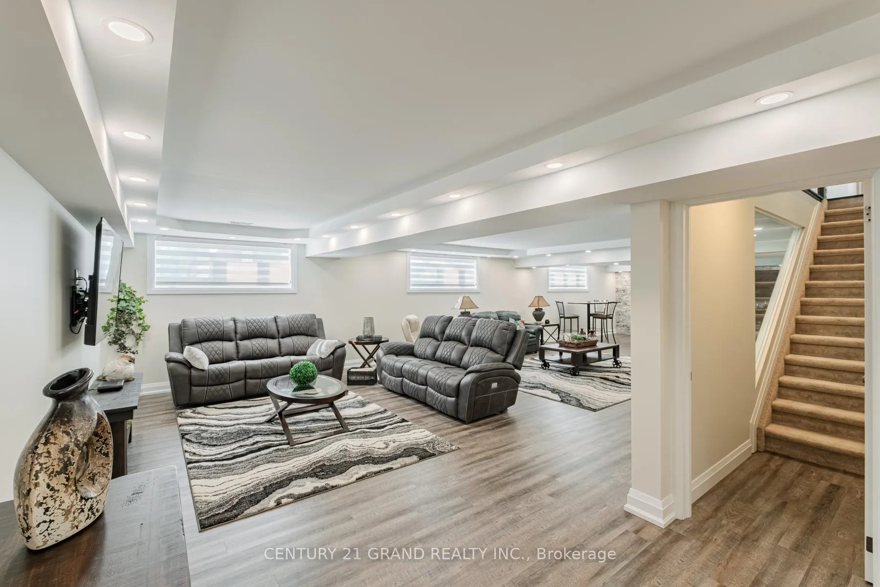 Photo 29 of 5 Moore Boulevard, Brantford, Empire South — HOMEH