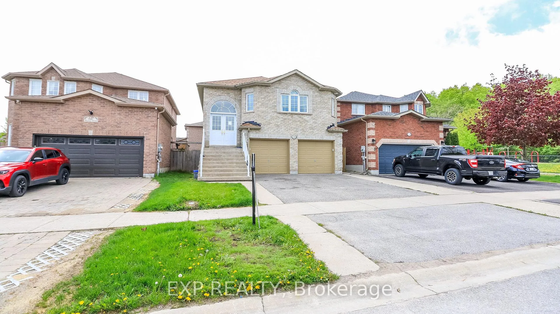 Photo 1 of 125 Jessica Drive, Barrie, Painswick South — HOMEH