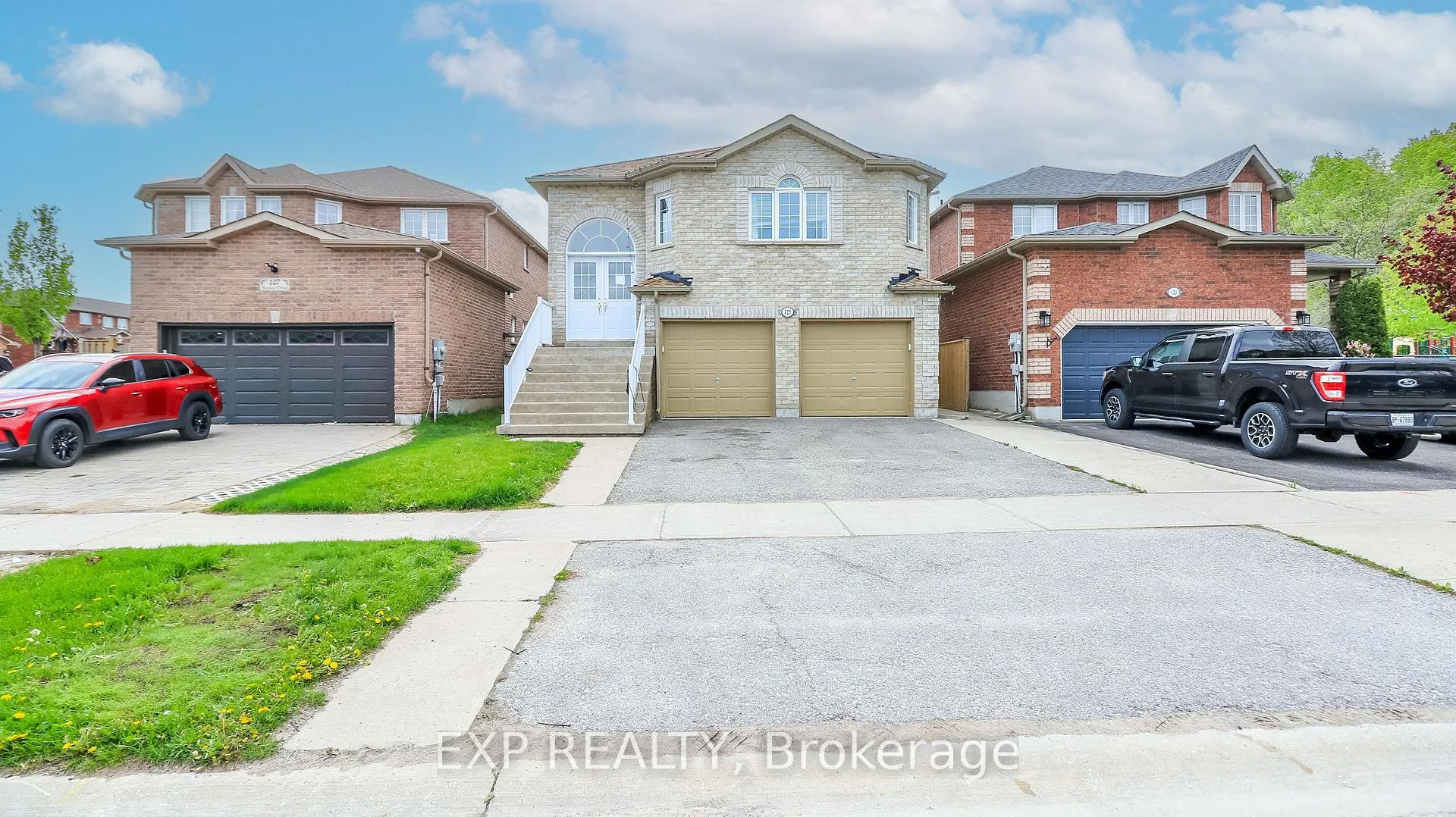 Photo 2 of 125 Jessica Drive, Barrie, Painswick South — HOMEH