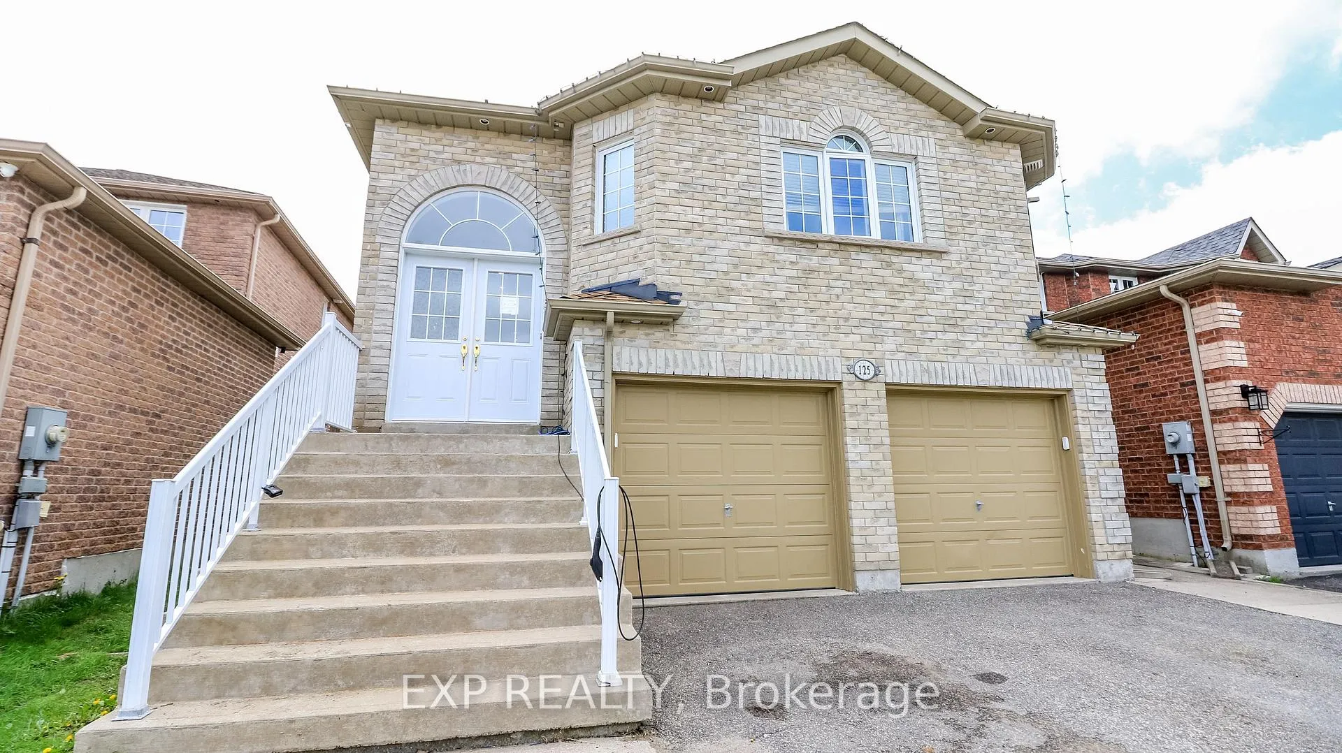 Photo 6 of 125 Jessica Drive, Barrie, Painswick South — HOMEH