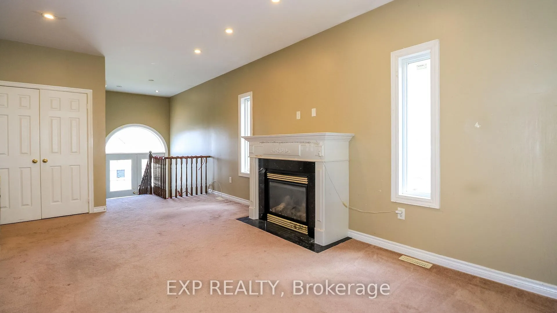 Photo 35 of 125 Jessica Drive, Barrie, Painswick South — HOMEH
