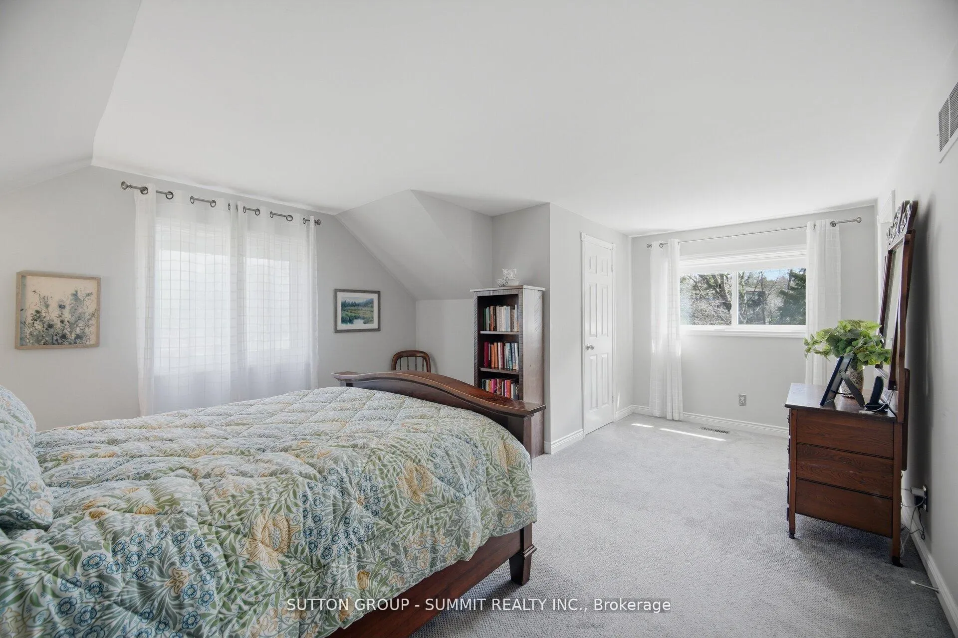 Photo 20 of 39 Cutting Crescent, King, Pottageville — HOMEH
