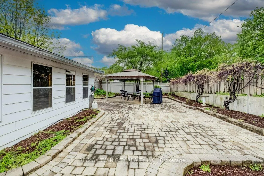 Photo 32 of 196 Lourdes Street, Waterloo — HOMEH