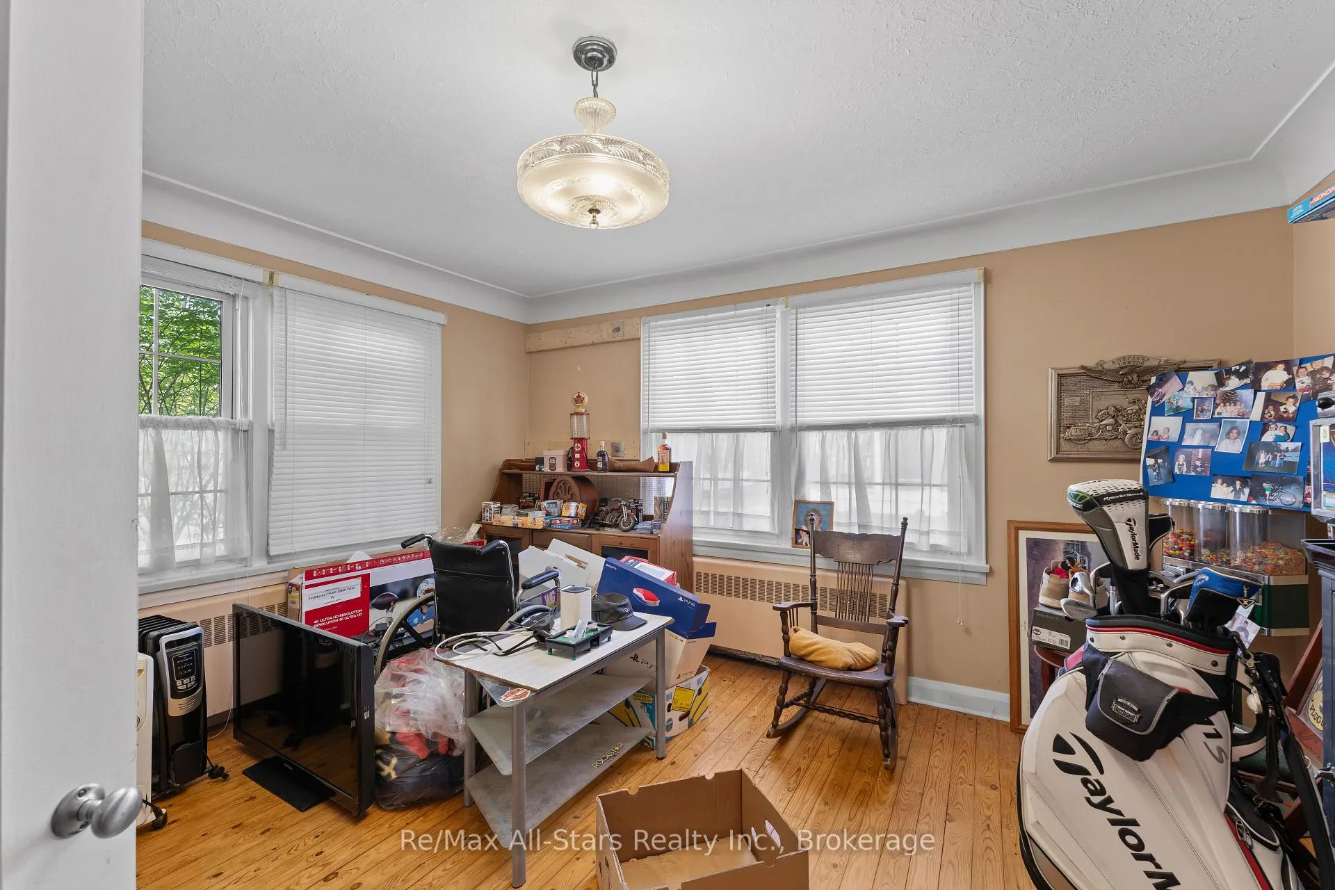Photo 7 of 29 Francis Street E, Kawartha Lakes, Fenelon Falls — HOMEH