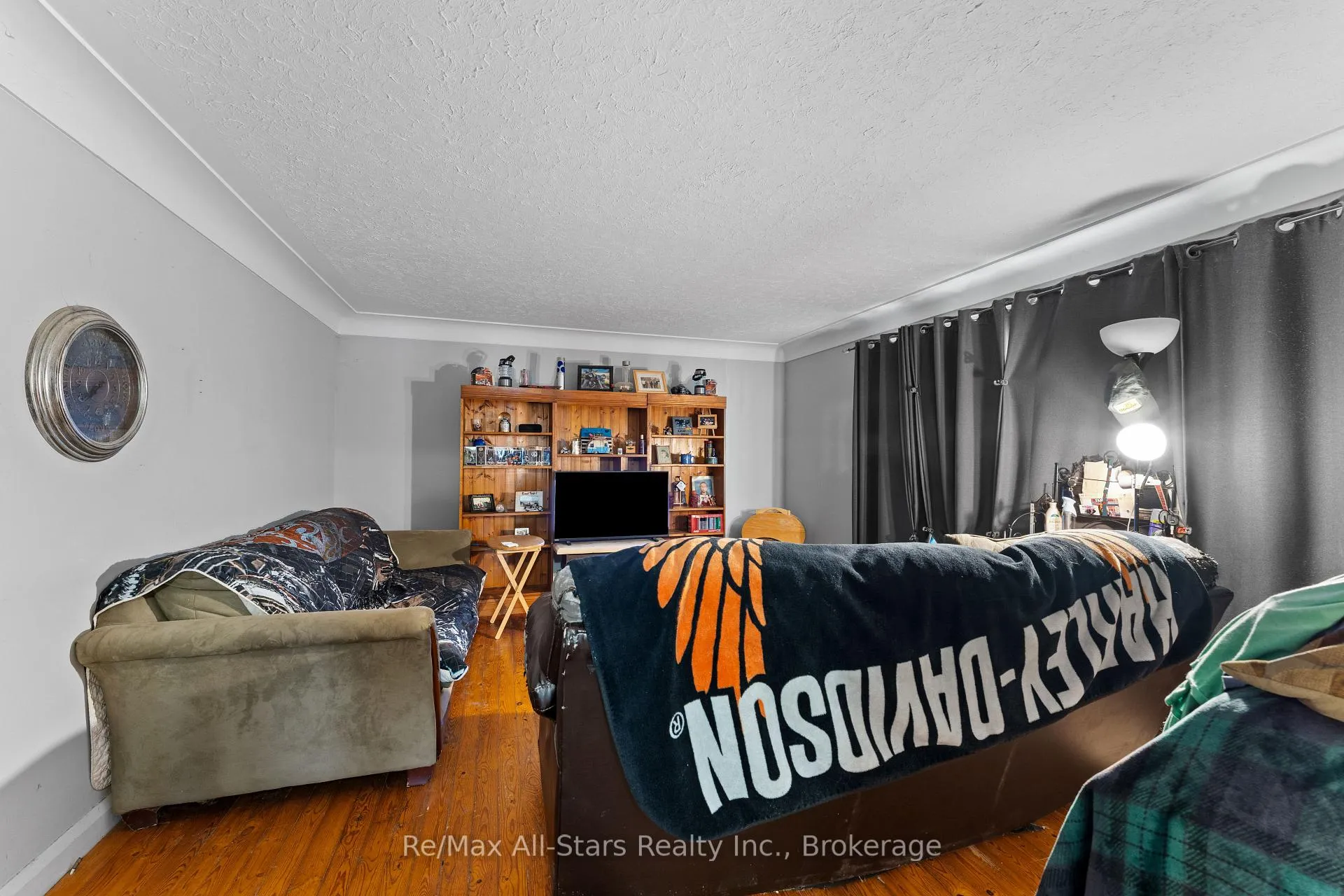 Photo 8 of 29 Francis Street E, Kawartha Lakes, Fenelon Falls — HOMEH