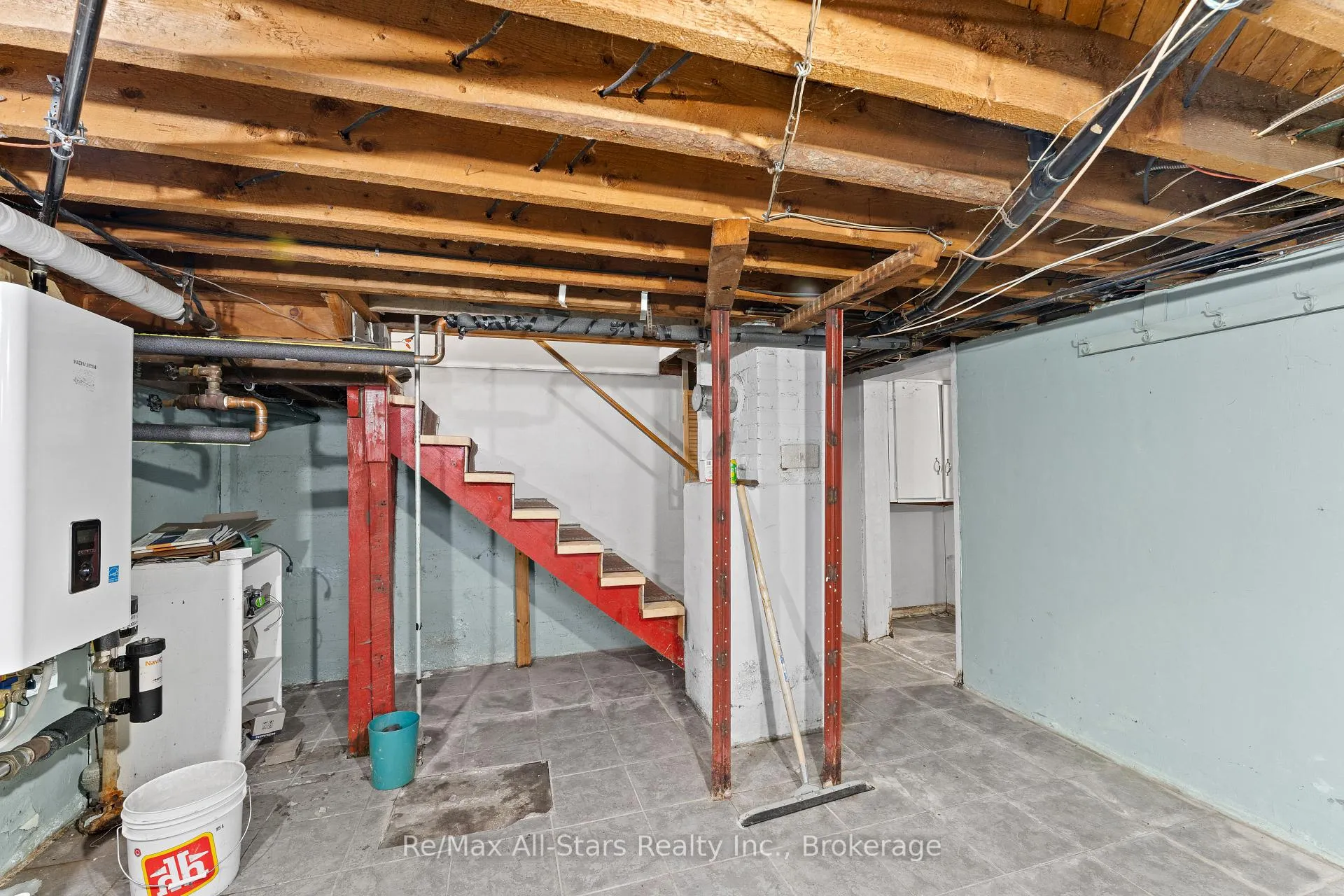 Photo 16 of 29 Francis Street E, Kawartha Lakes, Fenelon Falls — HOMEH