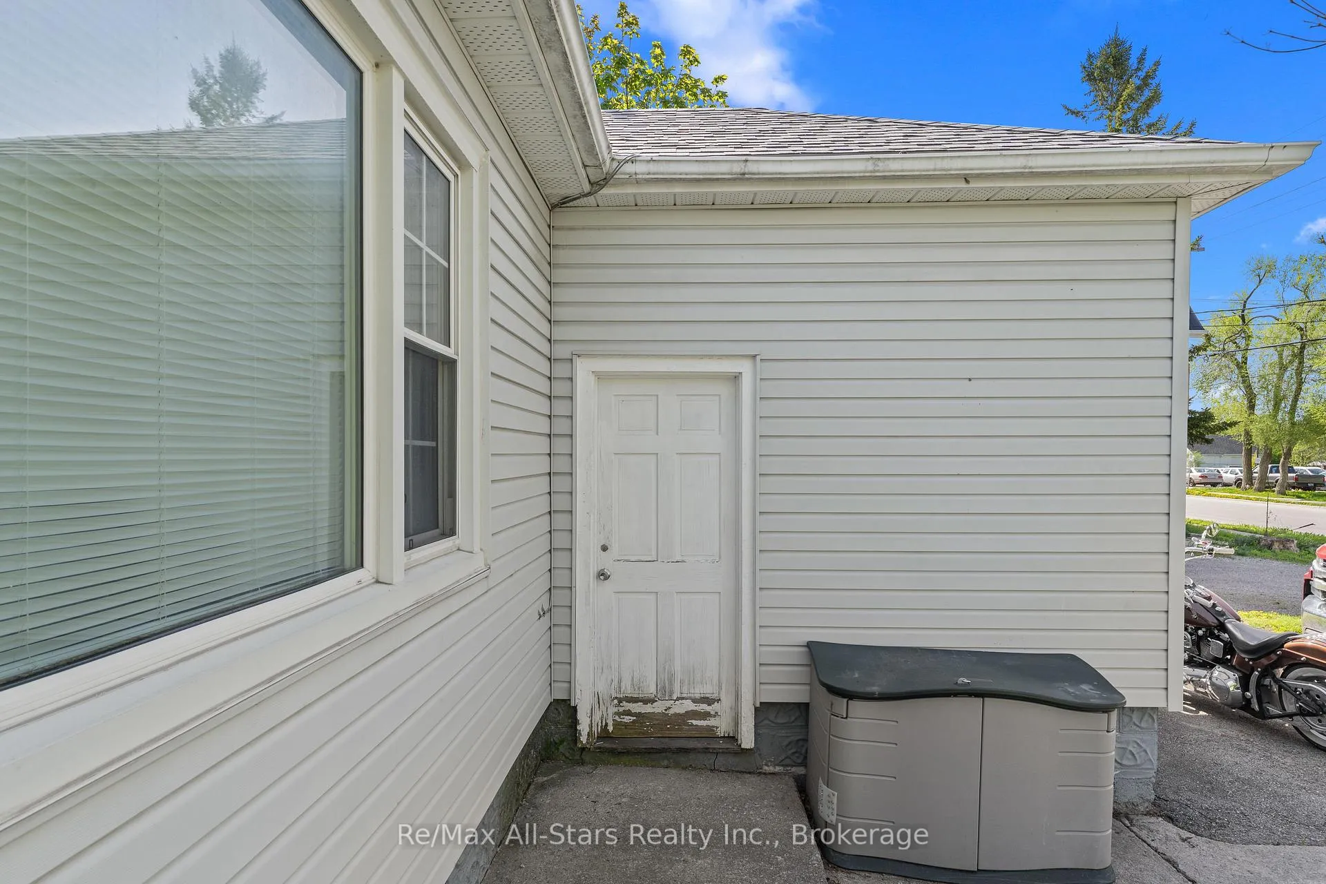 Photo 25 of 29 Francis Street E, Kawartha Lakes, Fenelon Falls — HOMEH