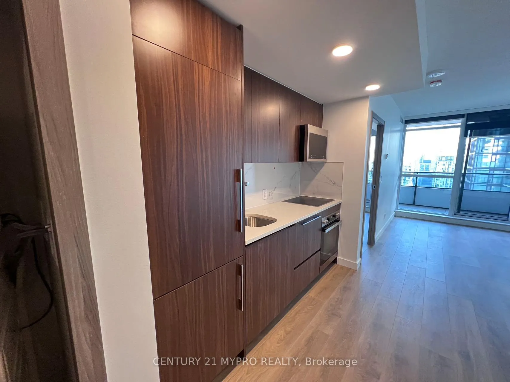 Photo 3 of Unit 3905, 38 Widmer Street, Toronto, Waterfront Communities — HOMEH