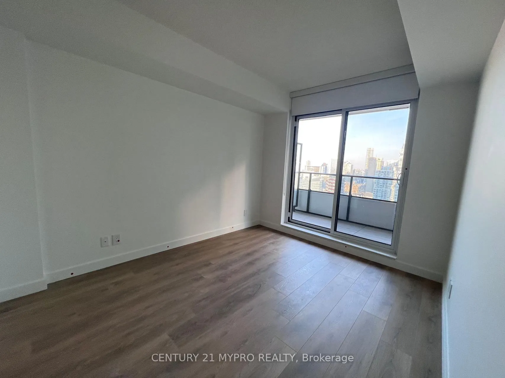 Photo 4 of Unit 3905, 38 Widmer Street, Toronto, Waterfront Communities — HOMEH