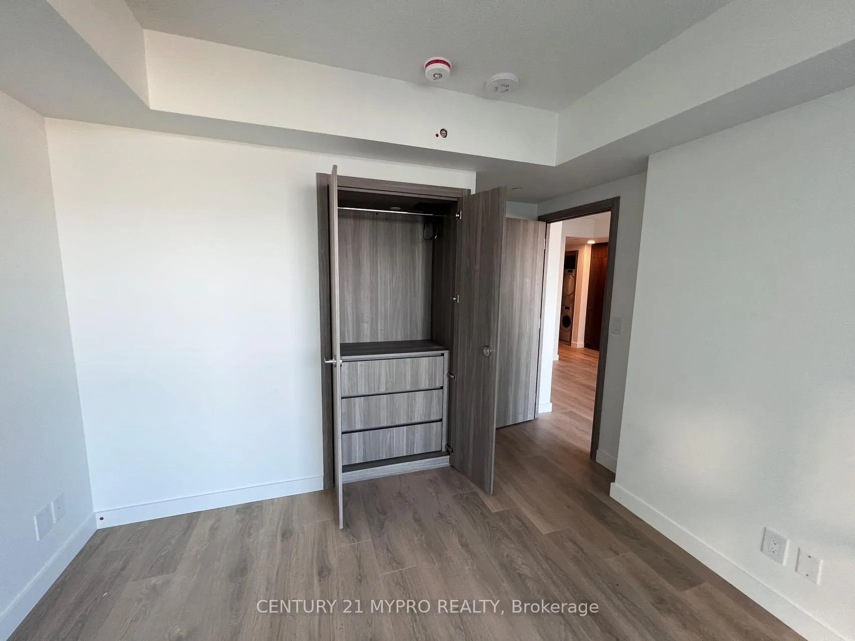 Photo 5 of Unit 3905, 38 Widmer Street, Toronto, Waterfront Communities — HOMEH